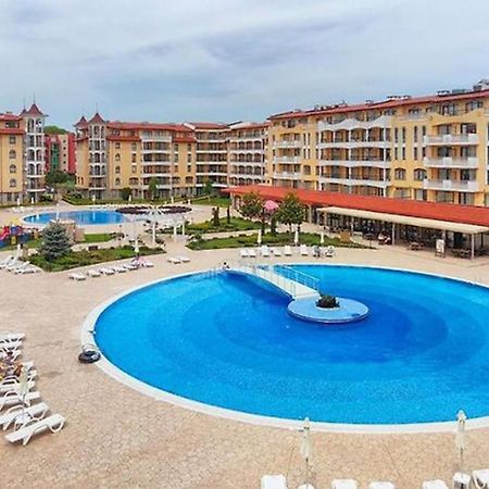 One Bedroom Guest Suite Pantai Sunny Bagian luar foto
